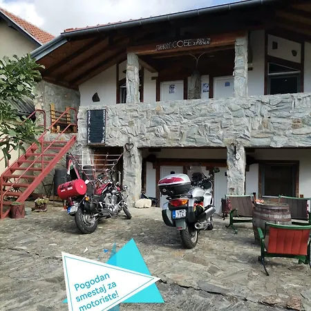 Pinkum Apartament